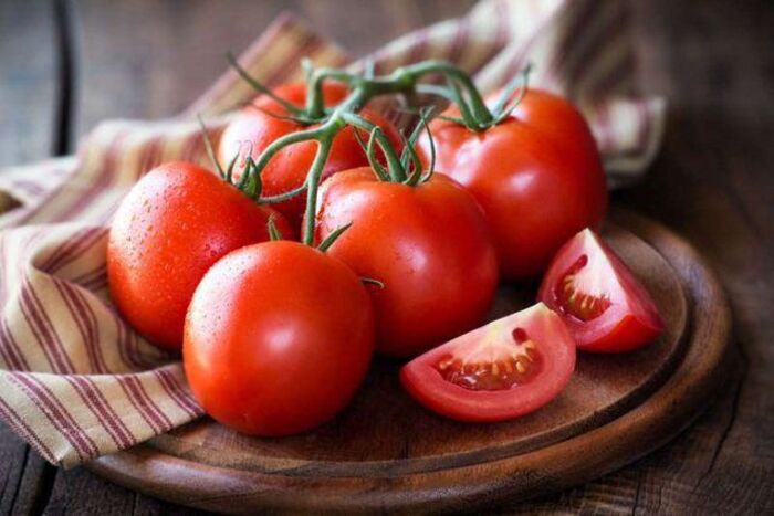 Cà chua là thực phẩm nổi tiếng với tác dụng làm trắng da
