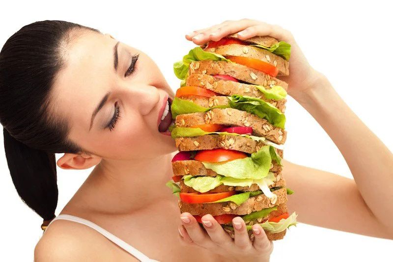 Tại sao người bệnh tim cần chú ý đến chế độ ăn uống
