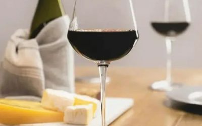 Hướng dẫn cách uống rượu vang đúng để bảo vệ sức khỏe